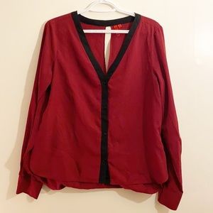 5148 Peekaboo Back Red Long Sleeved Top